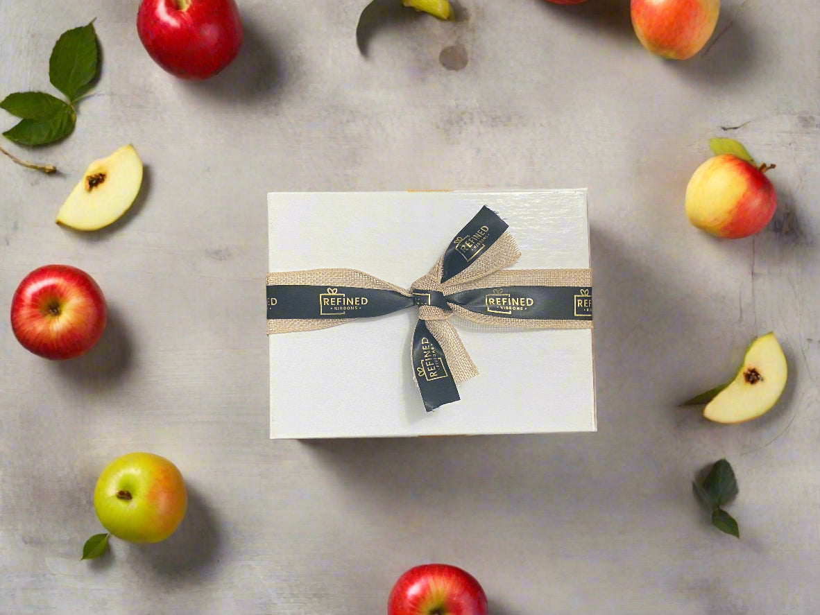 Deluxe Sweet Box with Simanim Cards
