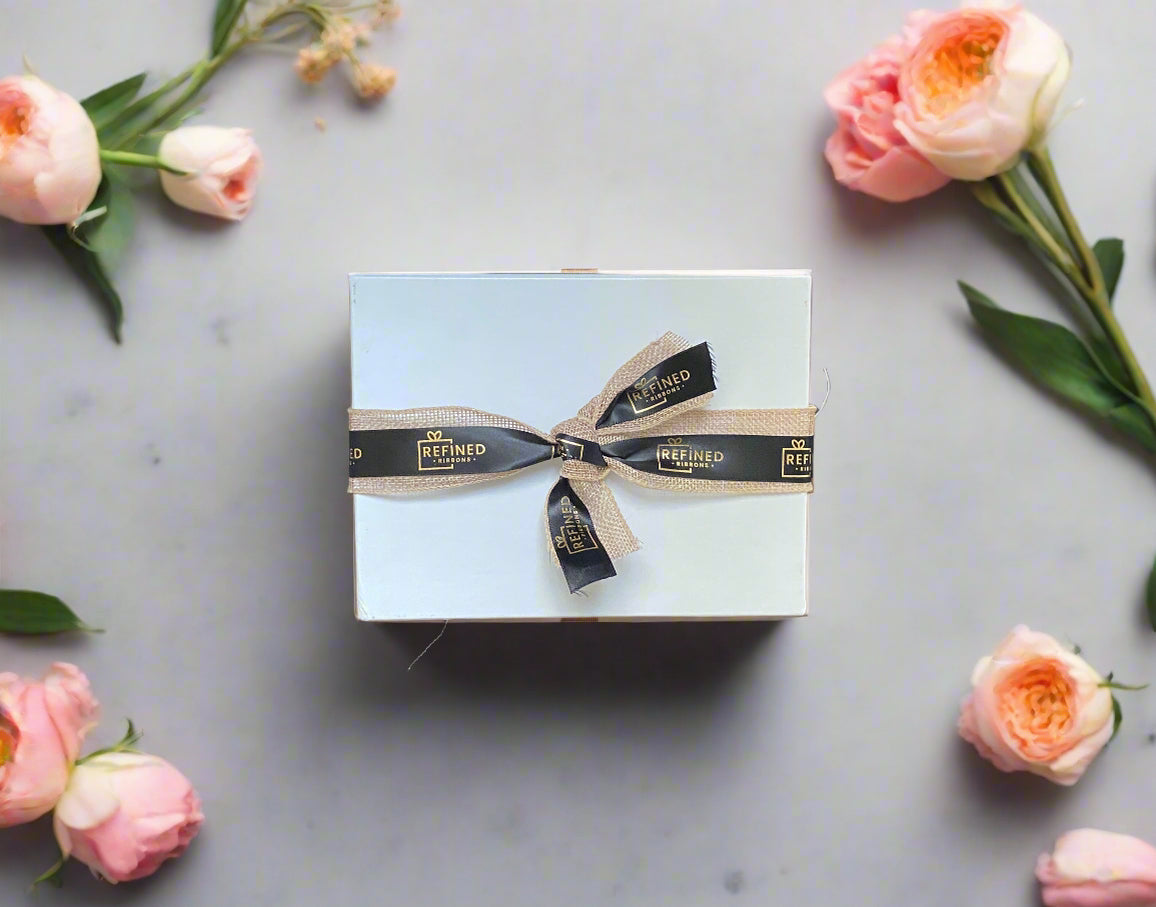 Honey Dish Elegance